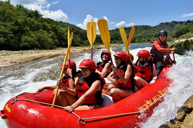 Rafting in Tampaon River from Ciudad Valles - Getting ready for the river