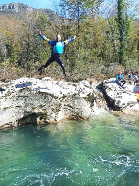 Rafting/Kayaking adventure river Kupa - The swimming break and cliff jump