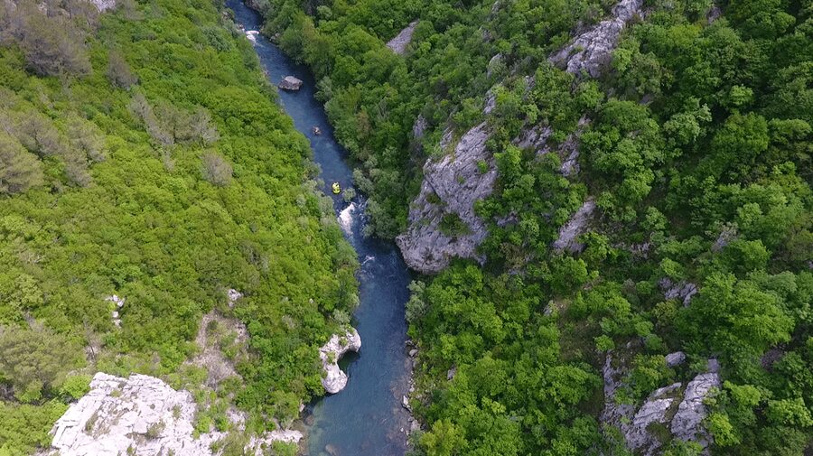 Rafting on the Cetina river - Swimming, cliff jumps, and the wet part of the day