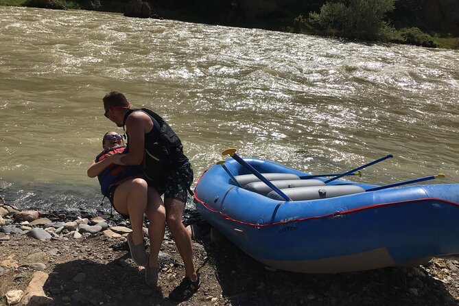 Red Canyon River Trips 7 Mile Whitewater Rafting 9am Daily - What the $59 price includes