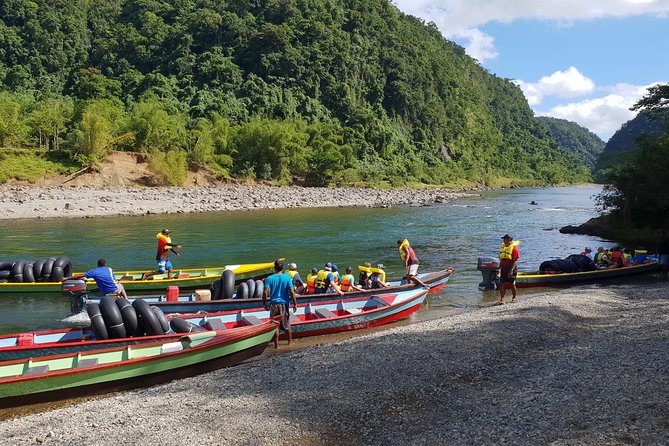 River Tubing Fiji, Navua River - The Fijian Singing at the End