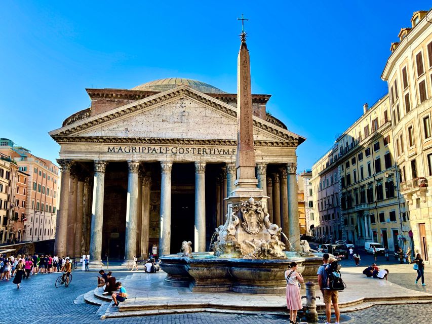 Rome Squares and Fountains Tour & River Boat Hop On Hop Off - A gelato pause in Rome’s narrow lanes