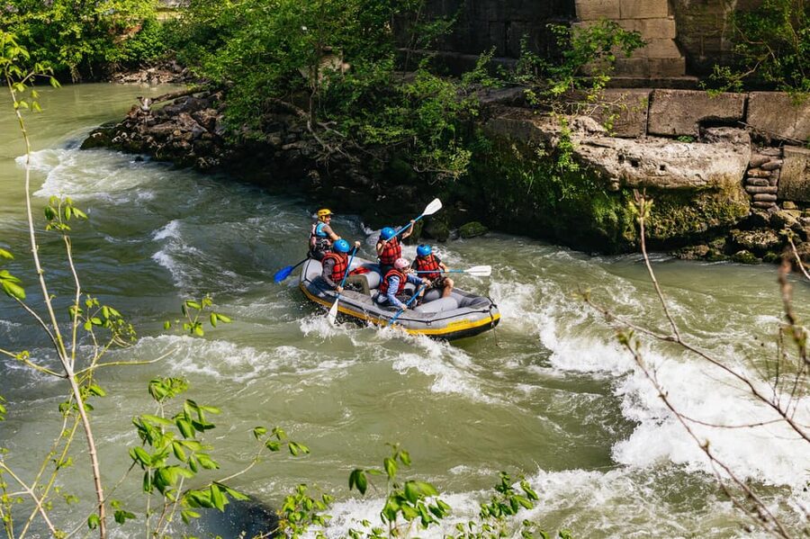 Rome: Tiber River Urban Rafting Tour with Roman Pizza - Key points to know before booking