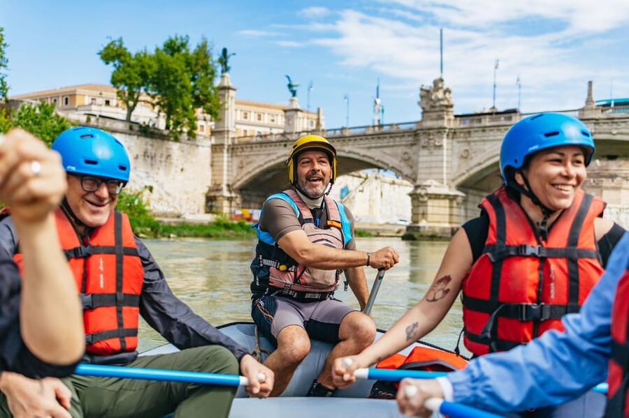 Rome: Tiber River Urban Rafting Tour with Roman Pizza - The first calm stretch along the Tiber