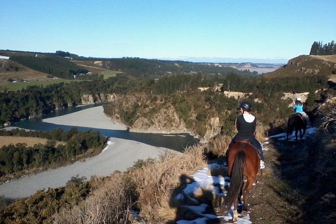 Rubicon Valley Horse Treks - 2 Hour River Trail Horse Trek - Chris sets the tone for a calm, personal ride