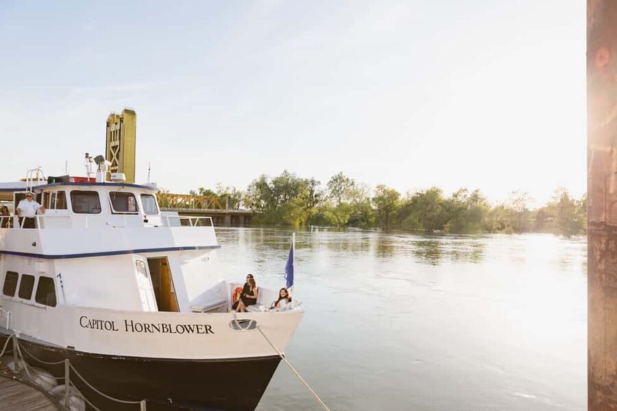 Sacramento: City Cruises River Cruise with History Guide - What the narration adds to the view