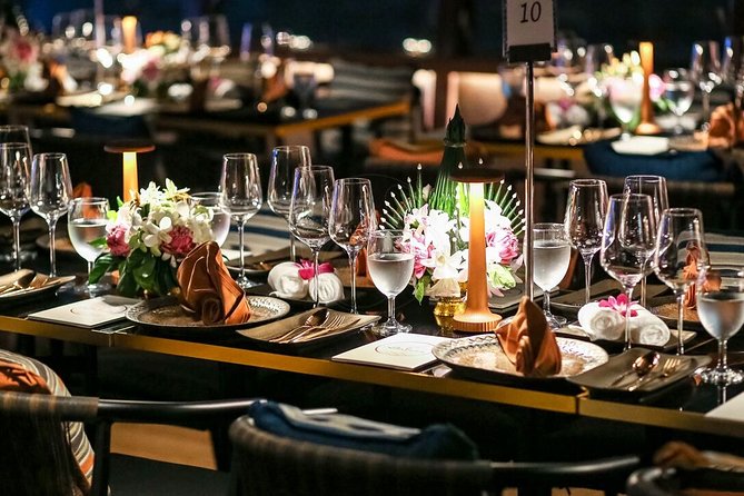 Saffron: A Luxurious Dinner Voyage on the River of Kings - Live entertainment without a party-boat feel