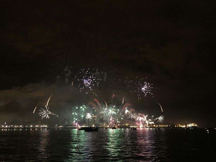 Sail into 2026: Lisbon Fireworks from the River - Key points to know before booking