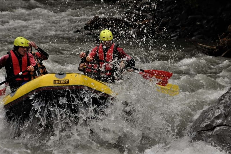 Salzburg: White Water Rafting on the Salzach River - The calm opening teaches you the river