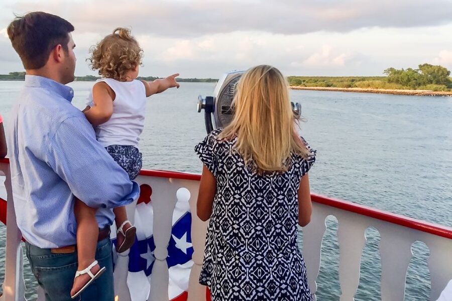 Savannah: Riverboat Sunset Cruise - Boarding near River Street