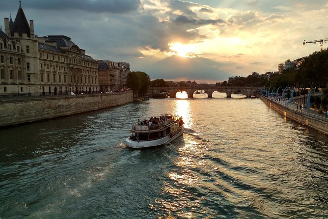 Seine River Cruise & French Crepe Tasting by the Eiffel Tower - What the $26.38 price really buys