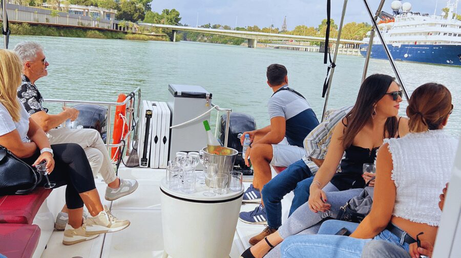 Seville: Guadalquivir River Boat Tour - La Cartuja and the northern part of the route