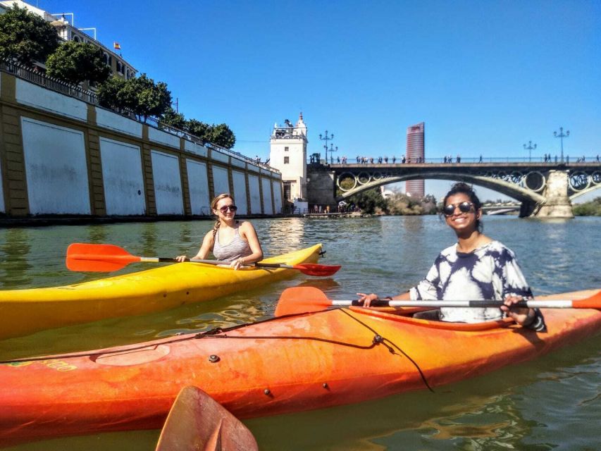 Seville: Guadalquivir River Kayaking Trip - The briefing and walk to the river