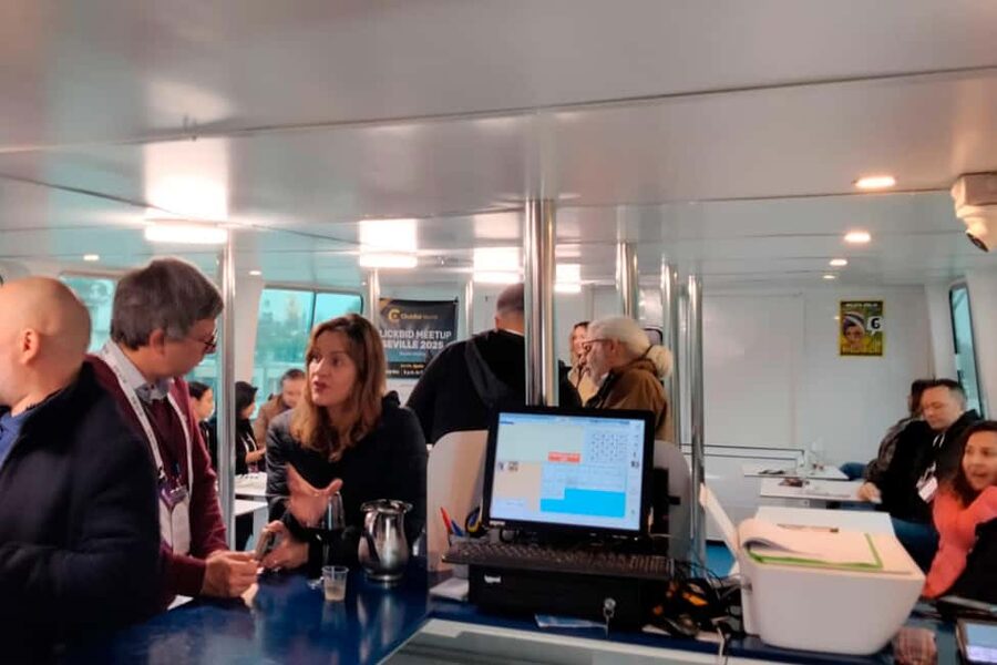 Seville: Restaurant boat ride on the Guadalquivir River with lunch/dinner - Is $78 a fair price?