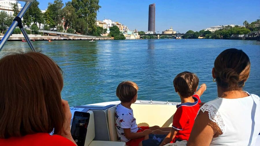 Seville: Sail the River. 100% private - Flexible drop-offs, with an important limitation
