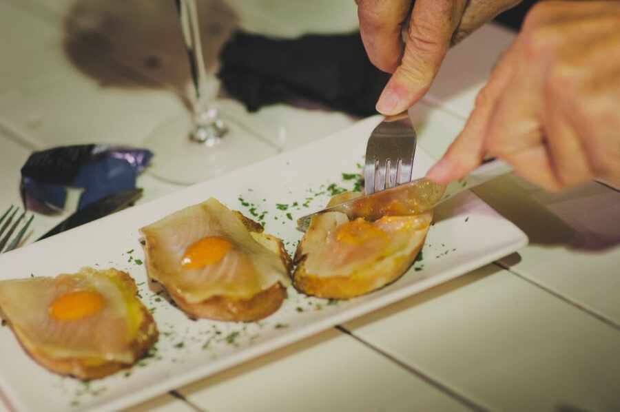 Seville: Tapas Tour Across the River in Triana - Calle Betis and the second round of tapas