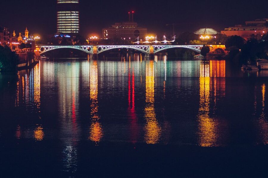 Seville: Tapas Tour Across the River in Triana - The third bar and a final local stop
