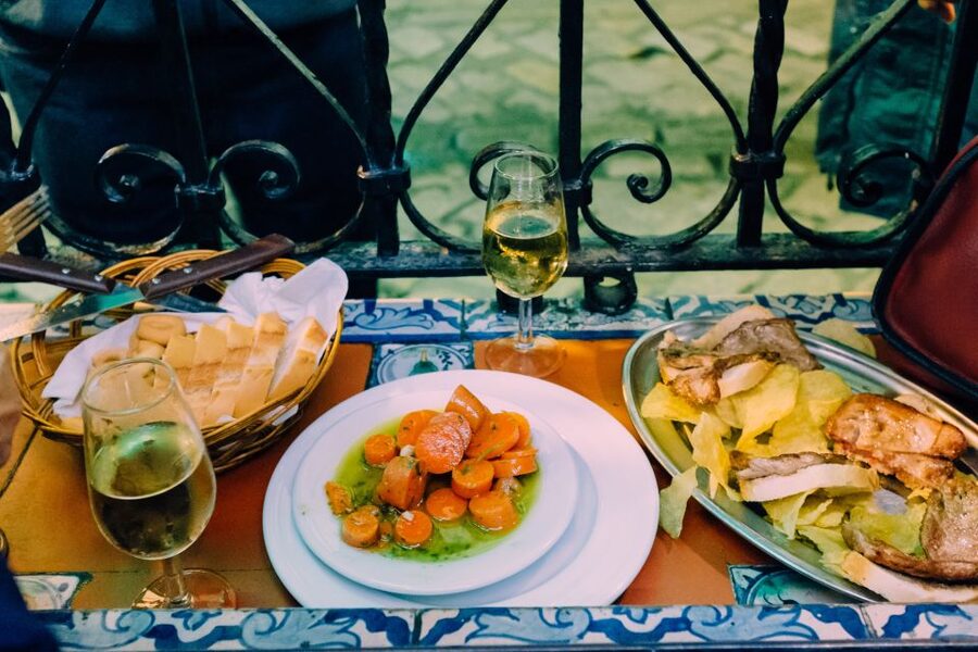 Seville: Tapas Tour Across the River in Triana - Beginning at the flamenco side of Seville