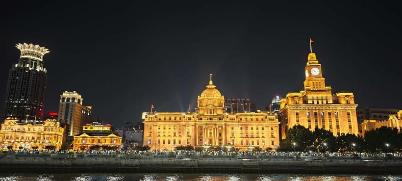 Shanghai: After Dark Dinner and Huangpu River Night Cruise - The Huangpu River cruise after dark