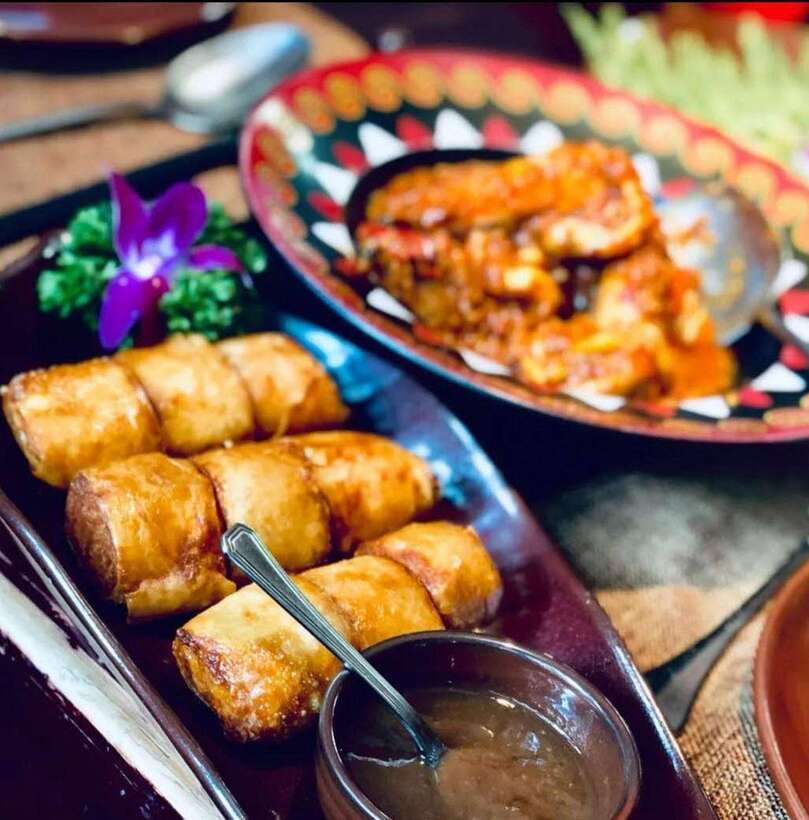 Shanghai Night River Cruise VIP Seat with Authentic Dinner - Should you book the Shanghai night cruise?