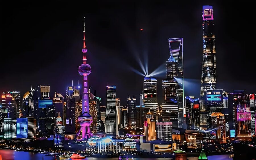Shanghai Night River Cruise VIP Seat with Authentic Dinner - Who will get the most from this experience?