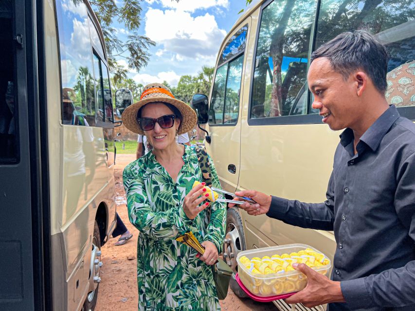 Siem Reap: Kampong Phluk and Tonle Sap Sunset Boat Cruise - Timing, comfort, and group arrangements