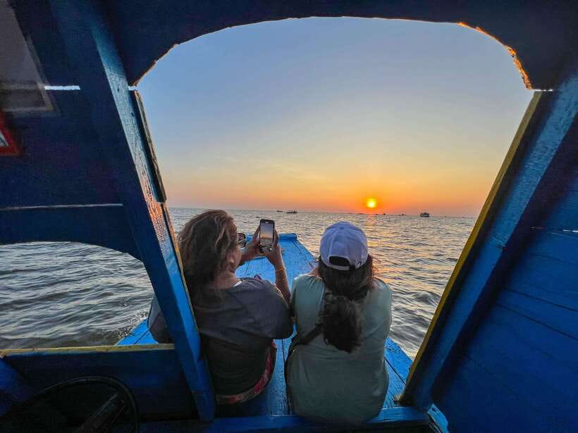 Siem Reap: Tonle Sap Sunset Boat Cruise with Transfers - Why this Tonle Sap trip is worth your afternoon