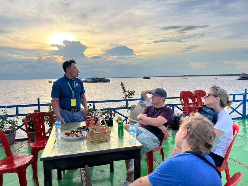Siem Reap: Tonle Sap Sunset Boat Cruise with Transfers - Satcha: a useful first stop for Cambodian craft