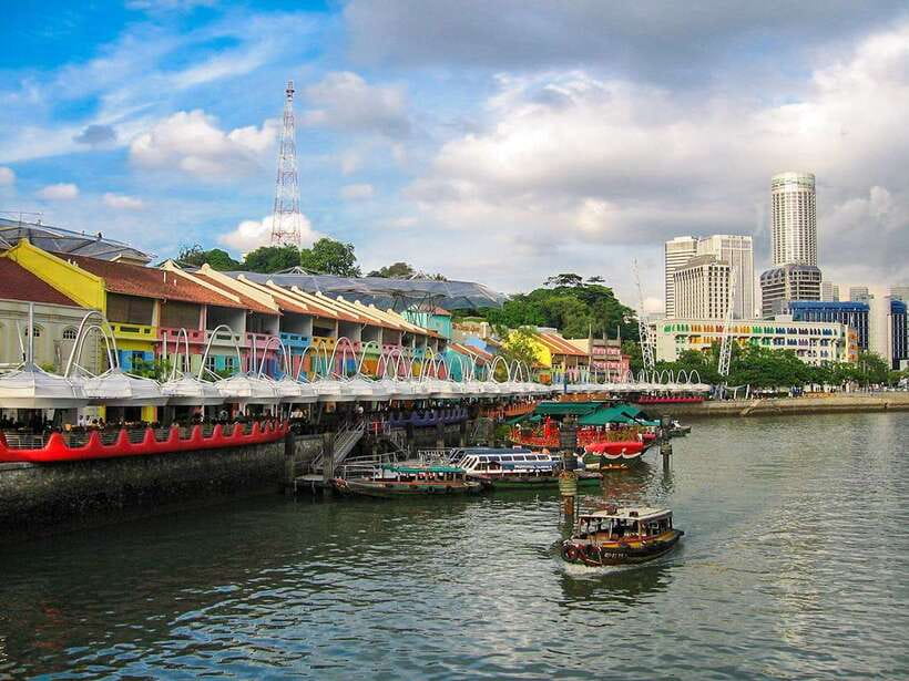 Singapore: City Highlights Walking Tour & Singapore River - Why the Singapore River is the right place to begin