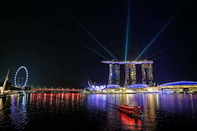 Singapore: Nighttime City Sightseeing Tour with River Cruise - Key points to know before booking