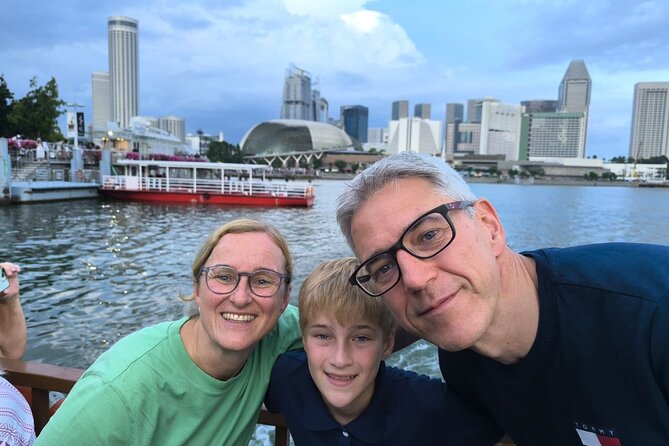 Singapore River Cruise and 2 Must-see Water Light Shows - Spectra at Marina Bay Sands