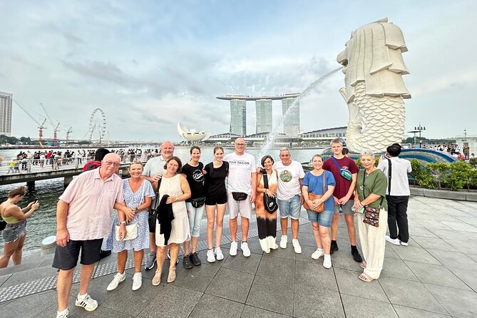 Singapore River Cruise and 2 Must-see Water Light Shows - Walking, crowds, and comfort