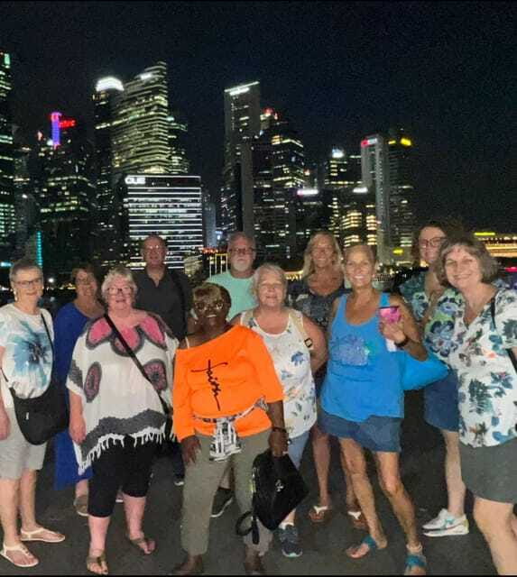 Singapore: River Cruise and Merlion Park Guided Tour - Who should book this experience?