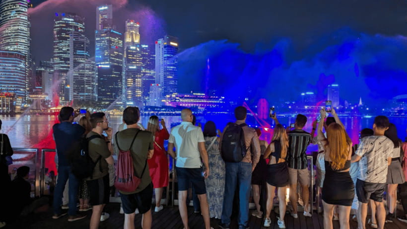 Singapore: Sunset River Cruise and Glittering Light Shows - Clarke Quay and Singapore’s river from the water