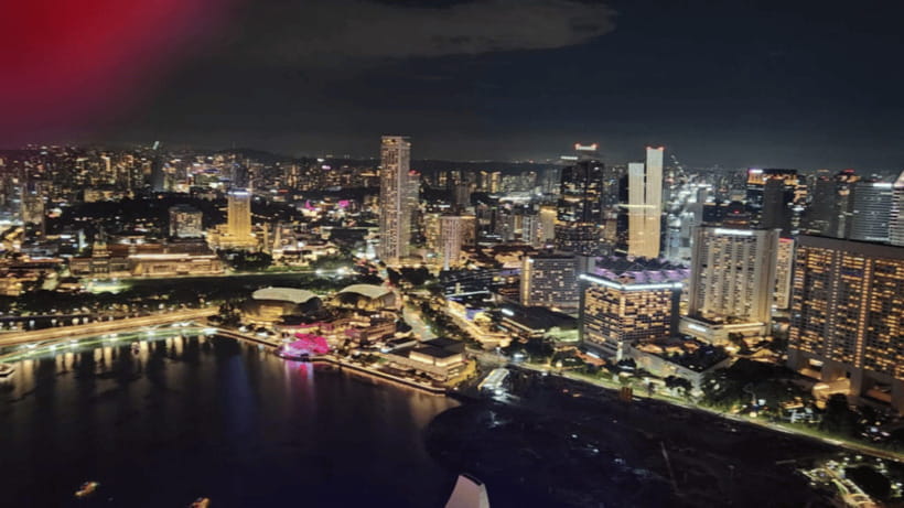 Singapore: Sunset River Cruise and Light Shows Tour - Lau Pa Sat and the choice to keep eating
