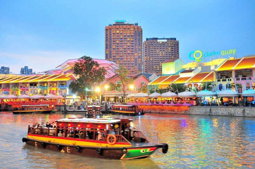Singapore Twilights with River Cruise & Light Shows - Starting at Clarke Quay and taking to the river