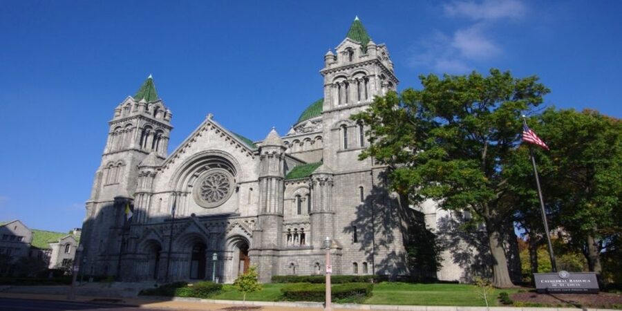 St. Louis: Guided Small Group City Tour with River Cruise - The Basilica of Saint Louis, King of France