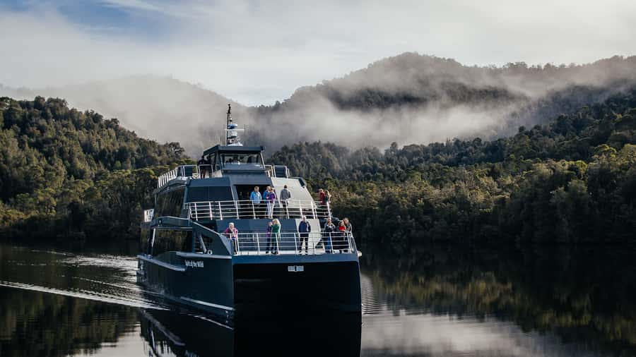Strahan: Gordon River Cruise with Lunch & Sarah Island Walk - The Gordon River and the famous reflections