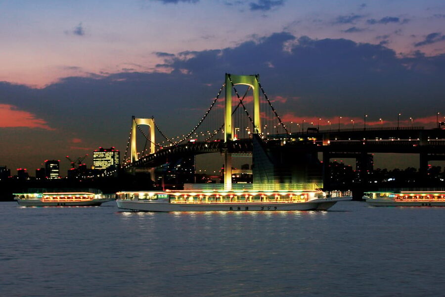 Sumida River: Japanese Traditional Yakatabune Dinner Cruise - The first stretch along the Sumida River