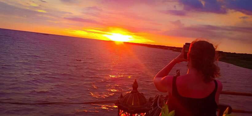 Sunset Dinner Tour: Tonle Sap Lake Floating Village - What $49 really covers