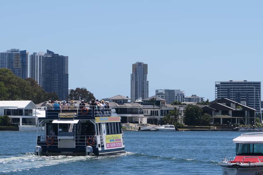 Surfers Paradise: Gold Coast Afternoon River Cruise - Marina Mirage, Palazzo Versace, and the big-boat view