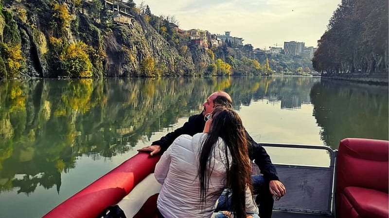 Tbilisi: River Sightseeing Boat Ride with Welcome Drink - Key points to know before you book