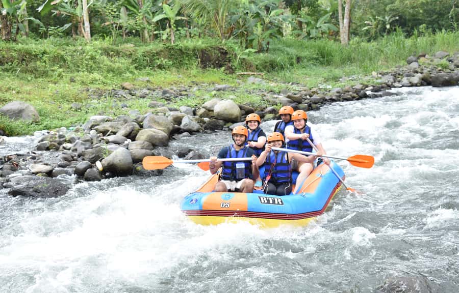 Telaga Waja River: Rafting Expedition with Lunch - Moderate rapids with a few serious-looking drops