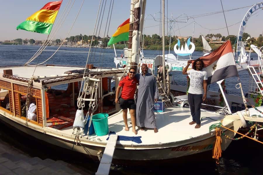 The Nile: Felucca Ride with Meal and Transfers - Choosing the Best Time for Nile Views