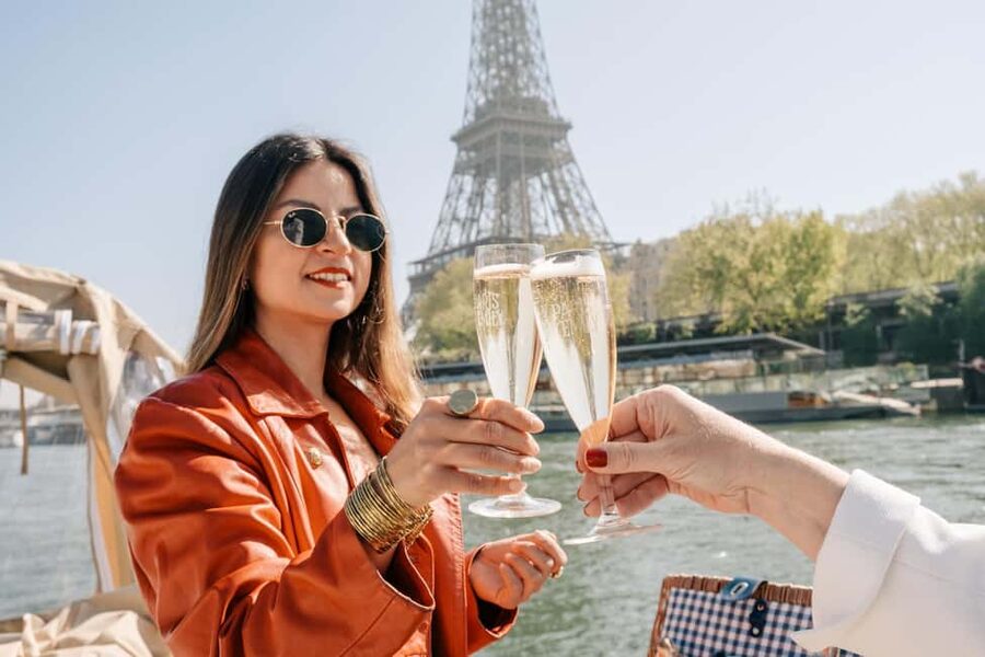 The Official Emily in Paris Champagne Seine Cruise - What the guide adds to the experience