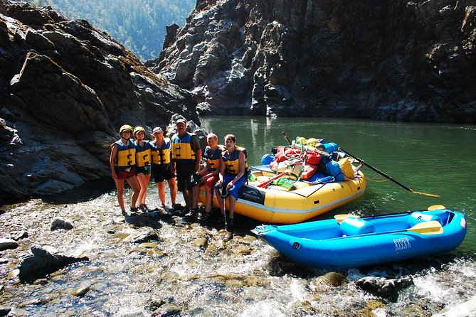 Three-Day Rogue River Trip - Day 1: Rainie Falls and the first night outdoors