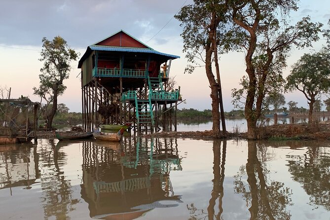 Tonle Sap Lake & Kampong Phluk Village Half-Day Tour - The boat ride across the waterways