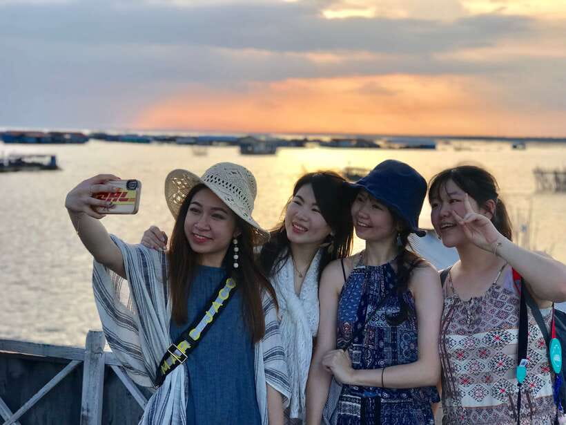 Tonle Sap Tour of Kompong Phluk Village & Evening Food tour - Seeing the seasonal life of the lake