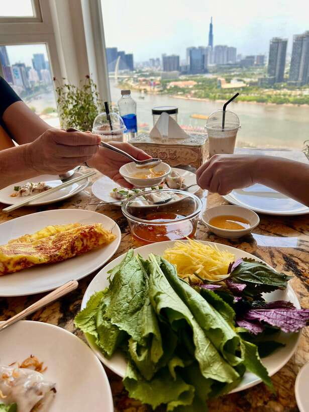 Top Home Cooking Class with Stunning River View AC Kitchen - Dietary needs and menu planning