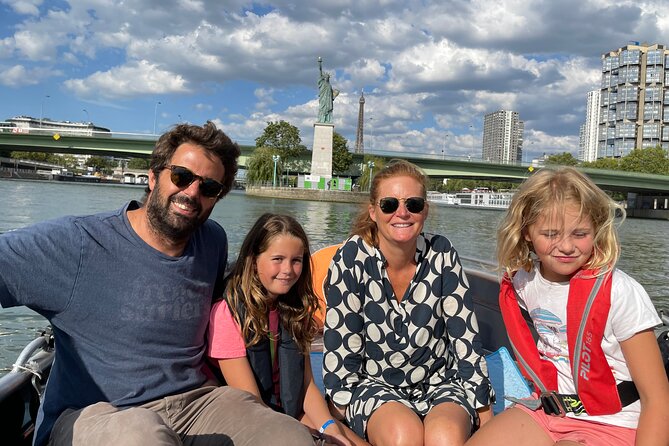 Top Private Cruises in Paris with French Champagne and surprises - The Louvre, Notre-Dame, and the bridges